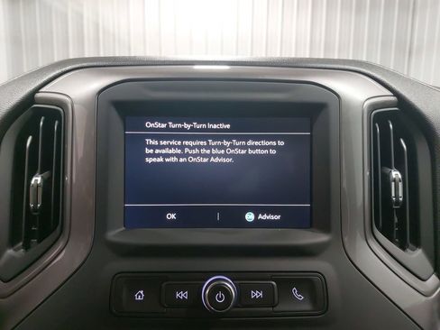 Used 2024 Chevrolet Silverado 1500 W/T w/ Z71 Off-Road Package image 23