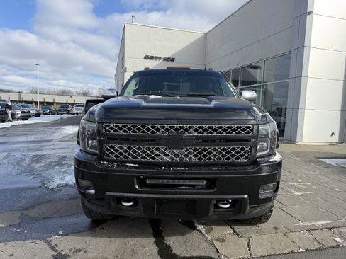 Used 2014 Chevrolet Silverado 2500 LT AWD/4WD image 9