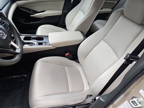Used 2020 Honda Accord LX image 15
