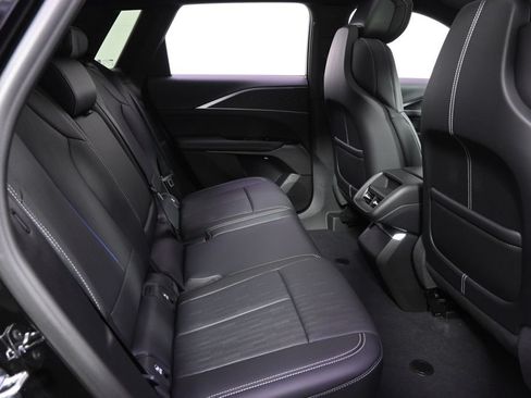 New 2026 Cadillac Lyriq Luxury w/ LPO, Floor Liner Package AWD/4WD image 18