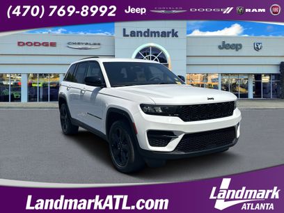 Used 2024 Jeep Grand Cherokee Altitude