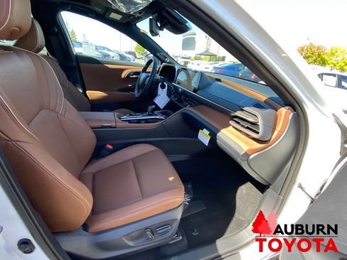 New 2026 Toyota Crown Signia w/ Advanced Technology Package AWD/4WD image 13
