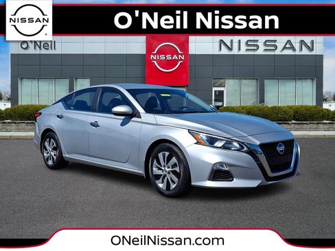 Used 2020 Nissan Altima 2.5 S FWD image 1