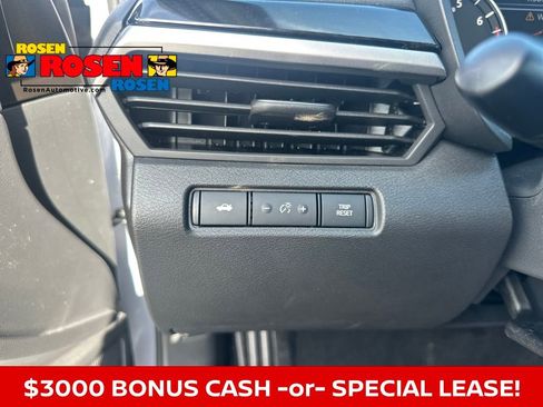 New 2025 Nissan Altima 2.5 SR w/ SR Premium Package image 12