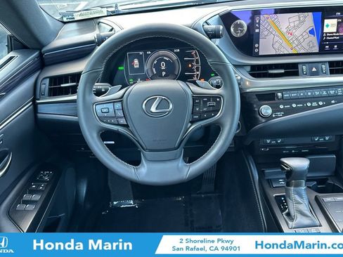Used 2021 Lexus ES 300h w/ Premium Package image 18