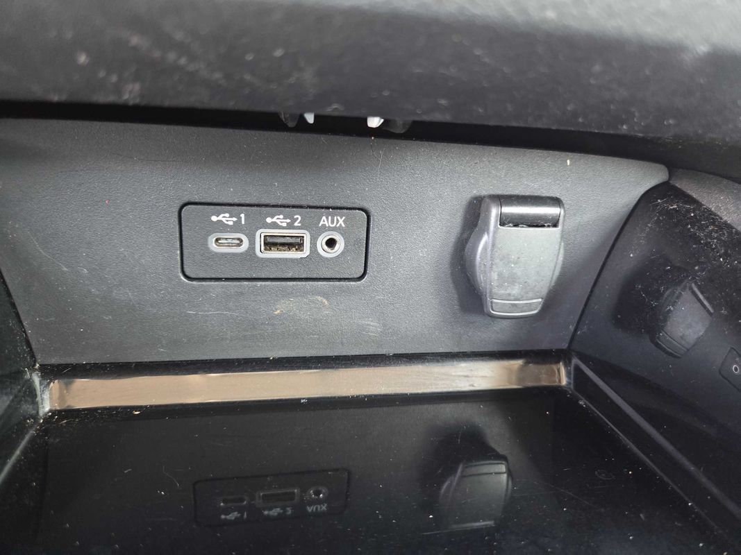 Used 2021 Nissan Altima 2.5 SV FWD image 16
