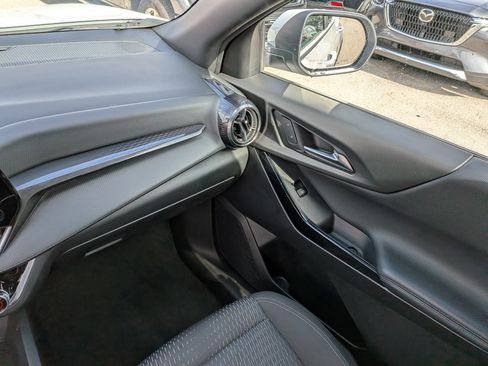 Used 2025 Chevrolet Equinox LT FWD image 17