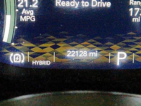 Used 2023 Jeep Wrangler Unlimited Sahara AWD/4WD image 15