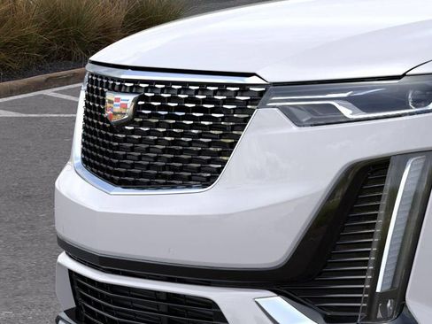 New 2025 Cadillac XT6 Premium Luxury w/ Technology Package FWD image 13