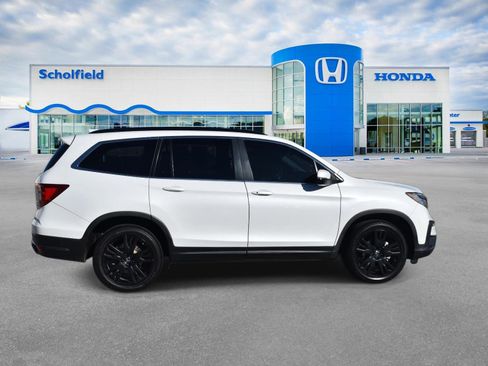 Used 2021 Honda Pilot Special Edition image 2