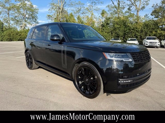 Used 2025 Land Rover Range Rover Long Wheelbase SE AWD/4WD image 4