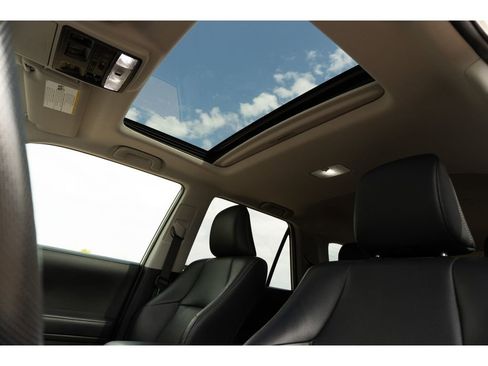 Used 2023 Toyota 4Runner Limited image 12