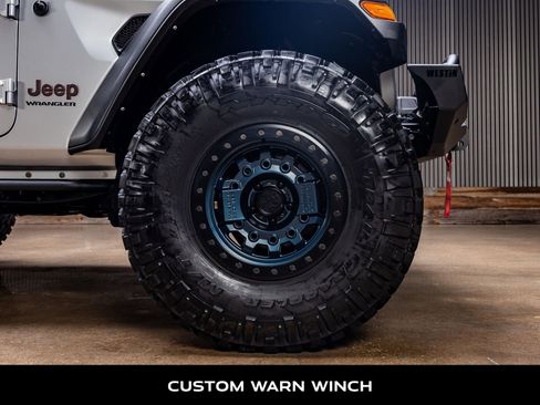 Used 2022 Jeep Wrangler Rubicon AWD/4WD image 11