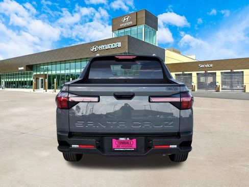 Used 2026 Hyundai Santa Cruz SEL FWD image 5