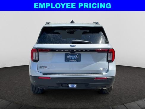 New 2026 Ford Explorer Active AWD/4WD image 4