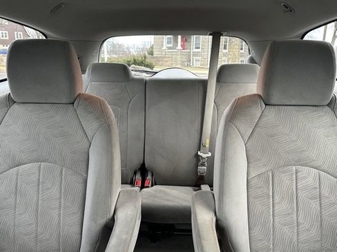 Used 2017 Buick Enclave Convenience image 25