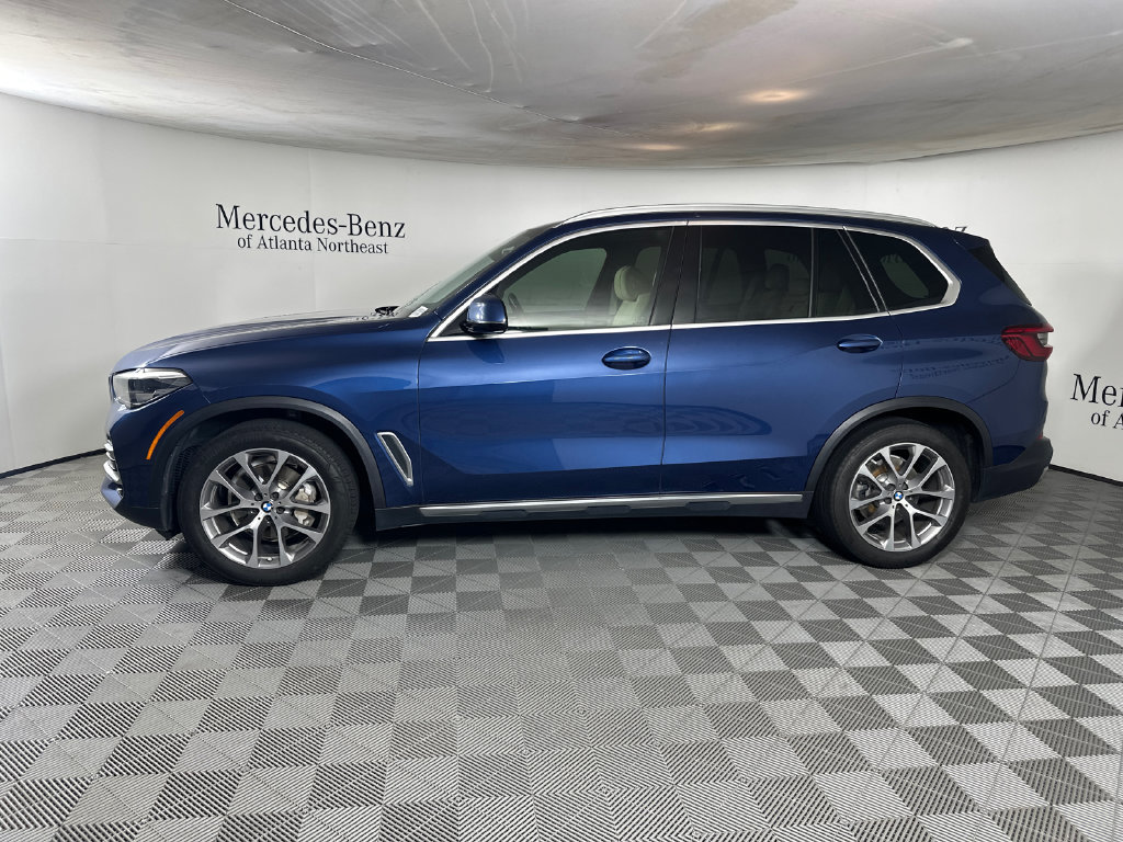 Used 2019 BMW X5 xDrive40i w/ Premium Package 2 AWD/4WD image 4