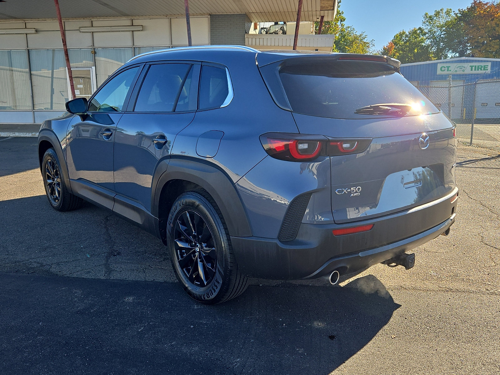 Used 2023 MAZDA CX-50 2.5 S w/ Preferred Plus Pkg AWD/4WD image 4