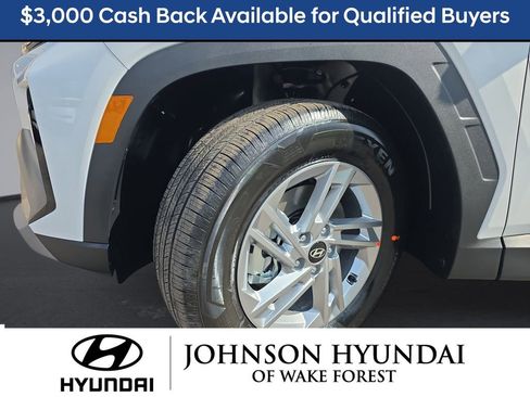 New 2026 Hyundai Tucson SE image 42