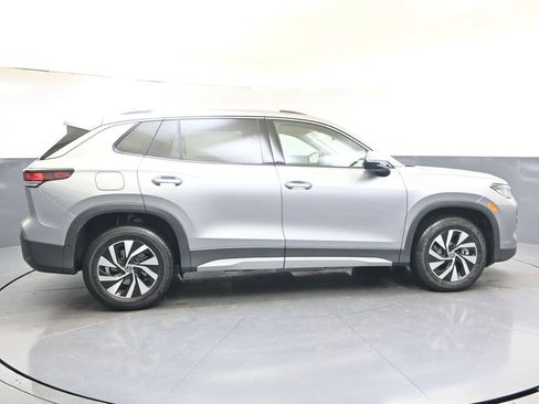 New 2026 Volkswagen Tiguan S image 6