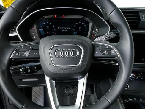 Used 2024 Audi Q3 2.0T Premium Plus image 8