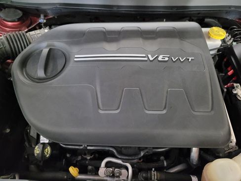 Used 2019 Jeep Cherokee Limited AWD/4WD image 30