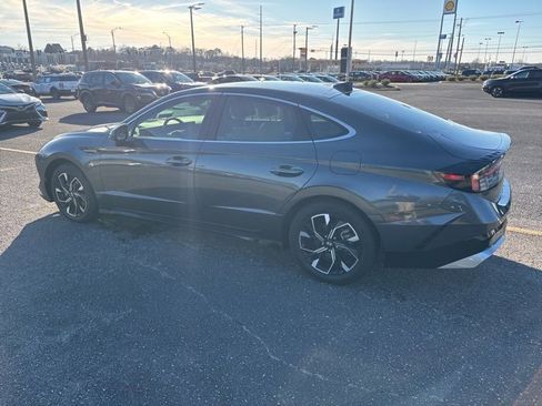 Used 2024 Hyundai Sonata SEL image 3