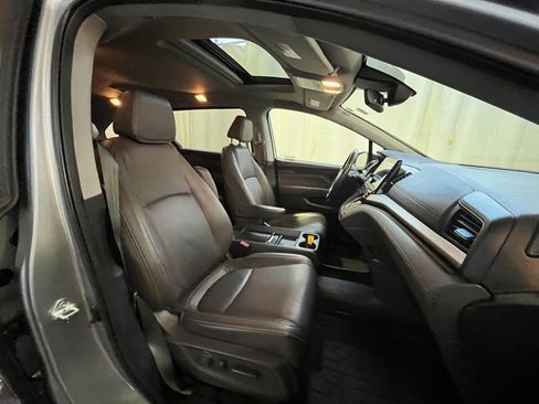 Used 2022 Honda Odyssey EX-L image 12