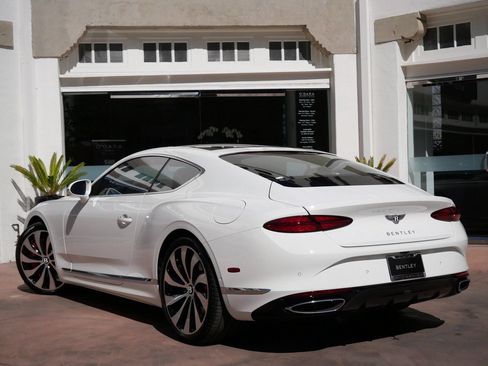 Used 2026 Bentley Continental GT AWD/4WD image 3