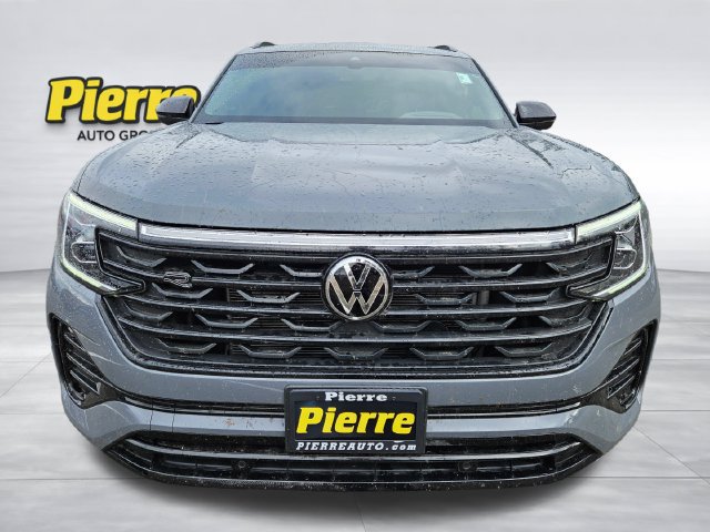 Used 2025 Volkswagen Atlas Cross Sport SEL R-Line AWD/4WD image 2