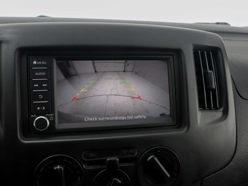 Used 2020 Nissan NV200 SV w/ Sliding Glass Door Package image 24