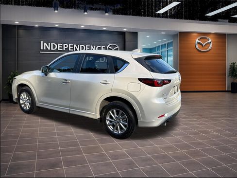 Certified 2025 MAZDA CX-5 AWD 2.5 S w/ Preferred Package image 4