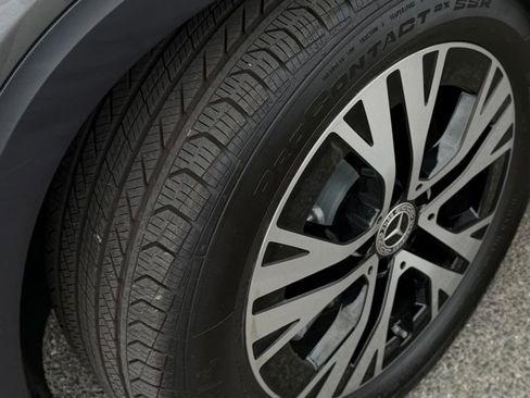 Certified 2026 Mercedes-Benz GLB 250 image 33