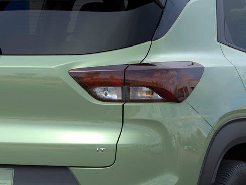 New 2026 Chevrolet TrailBlazer LT w/ Driver Confidence Package FWD image 11