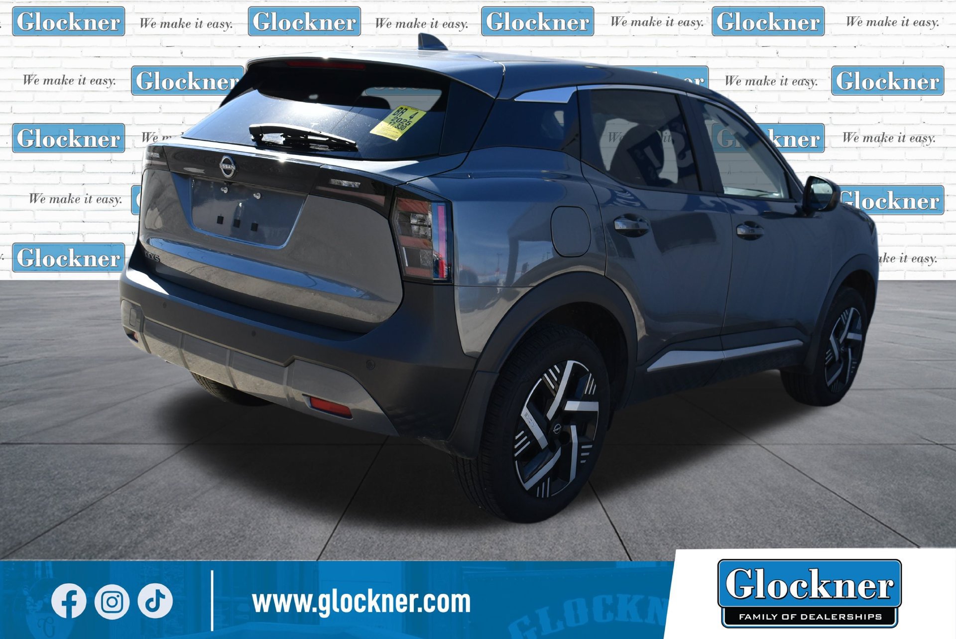 Used 2025 Nissan Kicks SV FWD image 13