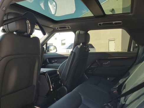 New 2025 Land Rover Range Rover Sport SE AWD/4WD image 16