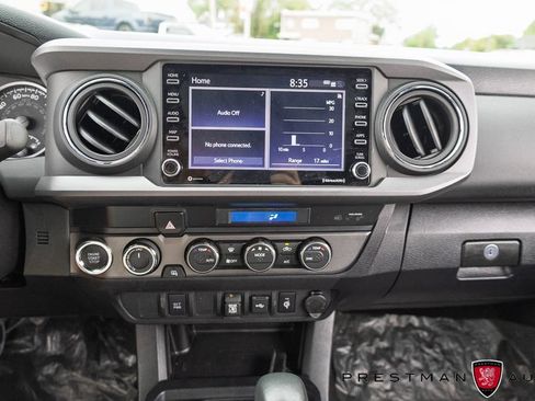 Used 2022 Toyota Tacoma TRD Off-Road w/ Black Out Package (TMS) AWD/4WD image 27