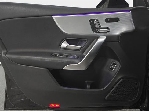 Used 2020 Mercedes-Benz A 220 4MATIC image 26