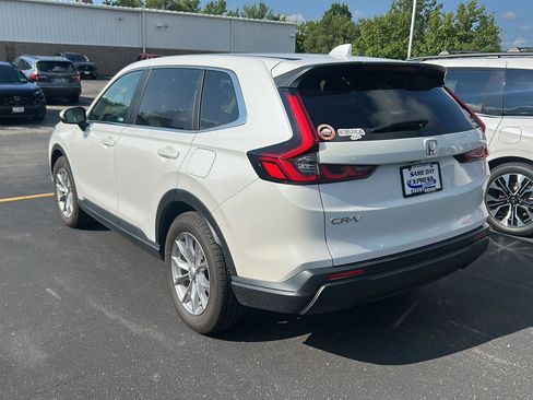 Certified 2023 Honda CR-V EX image 5