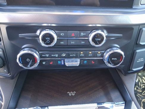 New 2025 Ford F250 King Ranch w/ Chrome Package image 18