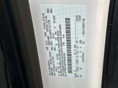 New 2026 Ford Transit 250 148 Medium Roof w/ Load Area Protection Package image 27