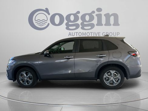 Used 2026 Honda HR-V LX image 2