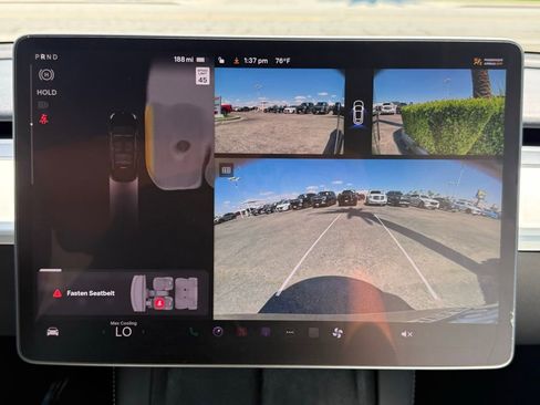 Used 2024 Tesla Model Y Long Range AWD/4WD image 29