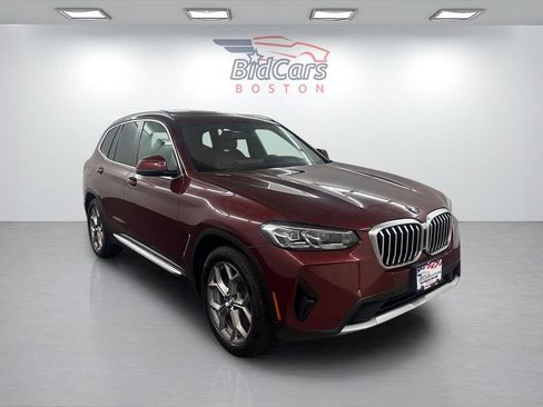 Used 2024 BMW X3 xDrive30i AWD/4WD image 3