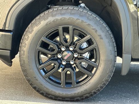 Certified 2025 GMC Sierra 1500 Elevation w/ Preferred Package AWD/4WD image 27