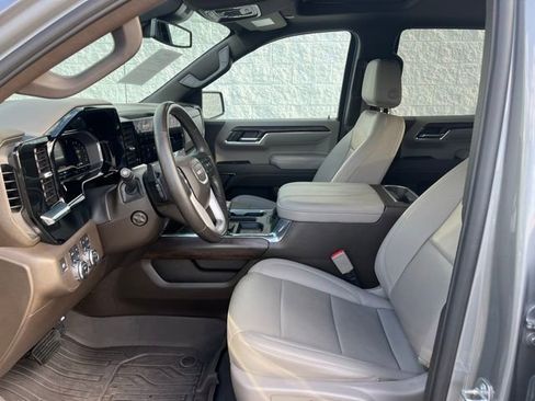 Used 2024 GMC Sierra 1500 SLT w/ SLT Premium Plus Package image 4