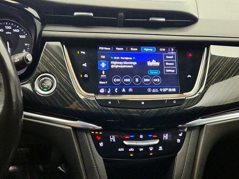 Used 2020 Cadillac XT6 Premium Luxury image 18