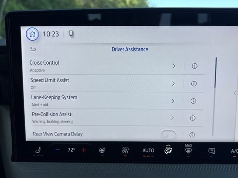 New 2026 Ford Maverick Lariat w/ 4K Tow Package AWD/4WD image 6