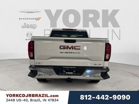 Used 2025 GMC Sierra 1500 SLE AWD/4WD image 4