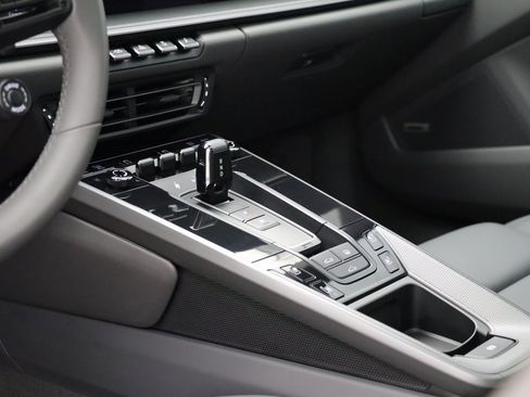 Used 2021 Porsche 911 Carrera S image 30